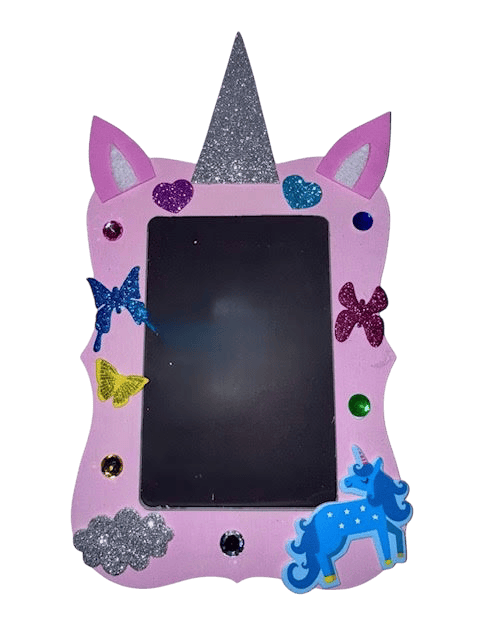 Decorate a unicorn hat